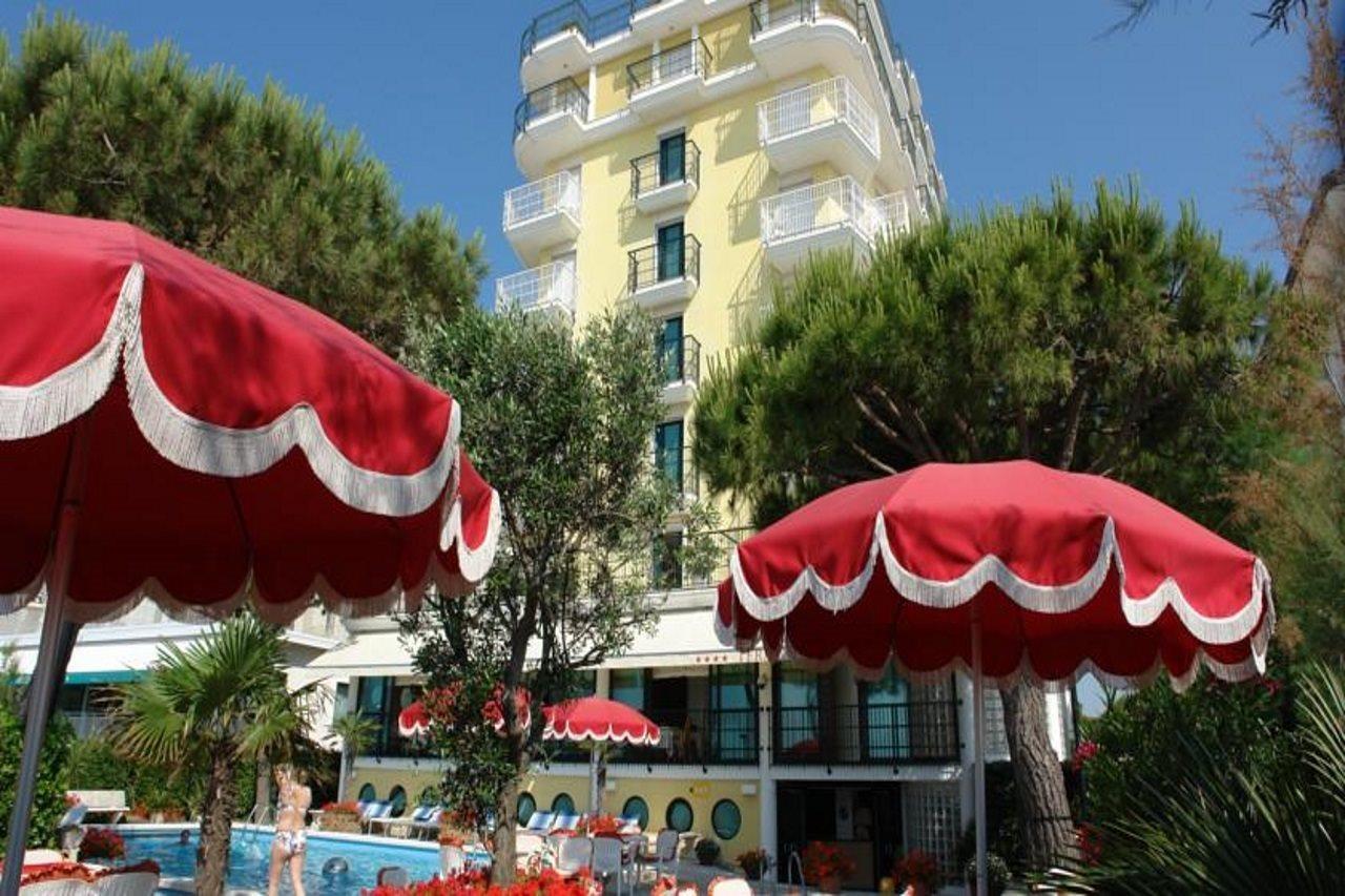 Termini Beach Hotel & Suites ليدو دي يسولو المظهر الخارجي الصورة